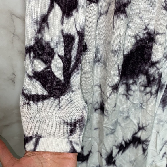 Sweet Romeo Tie Dye Open Drape Cardigan - Picture 7 of 13